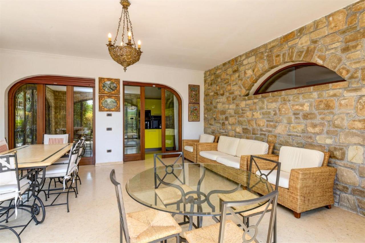 Private Luxury Villa With Pool Moniga del Garda Eksteriør bilde