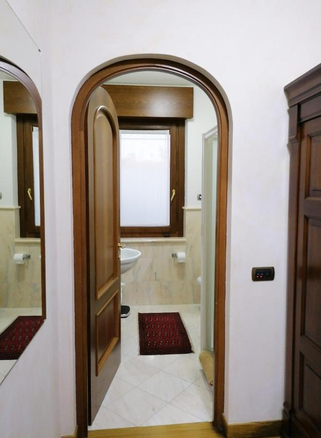 Private Luxury Villa With Pool Moniga del Garda Eksteriør bilde