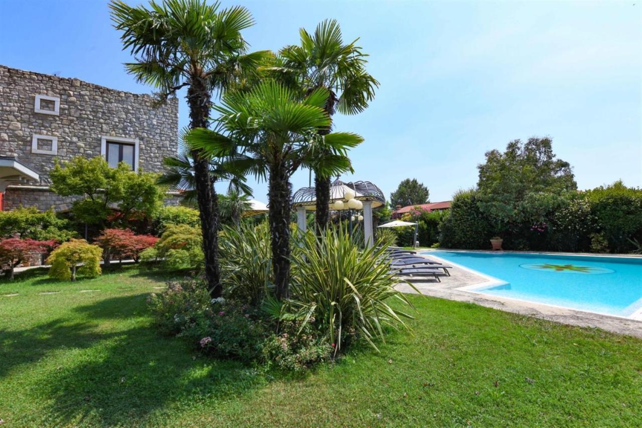 Private Luxury Villa With Pool Moniga del Garda Eksteriør bilde