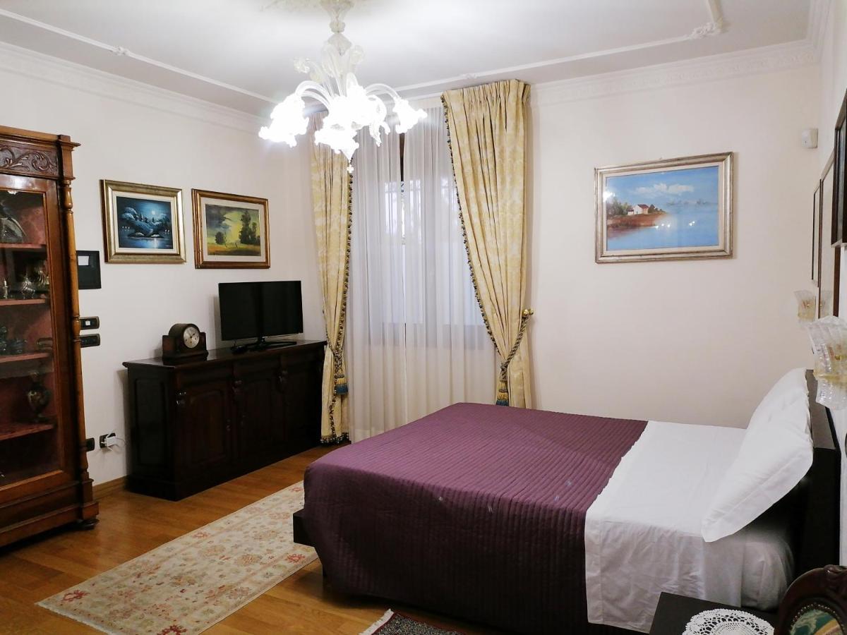 Private Luxury Villa With Pool Moniga del Garda Eksteriør bilde