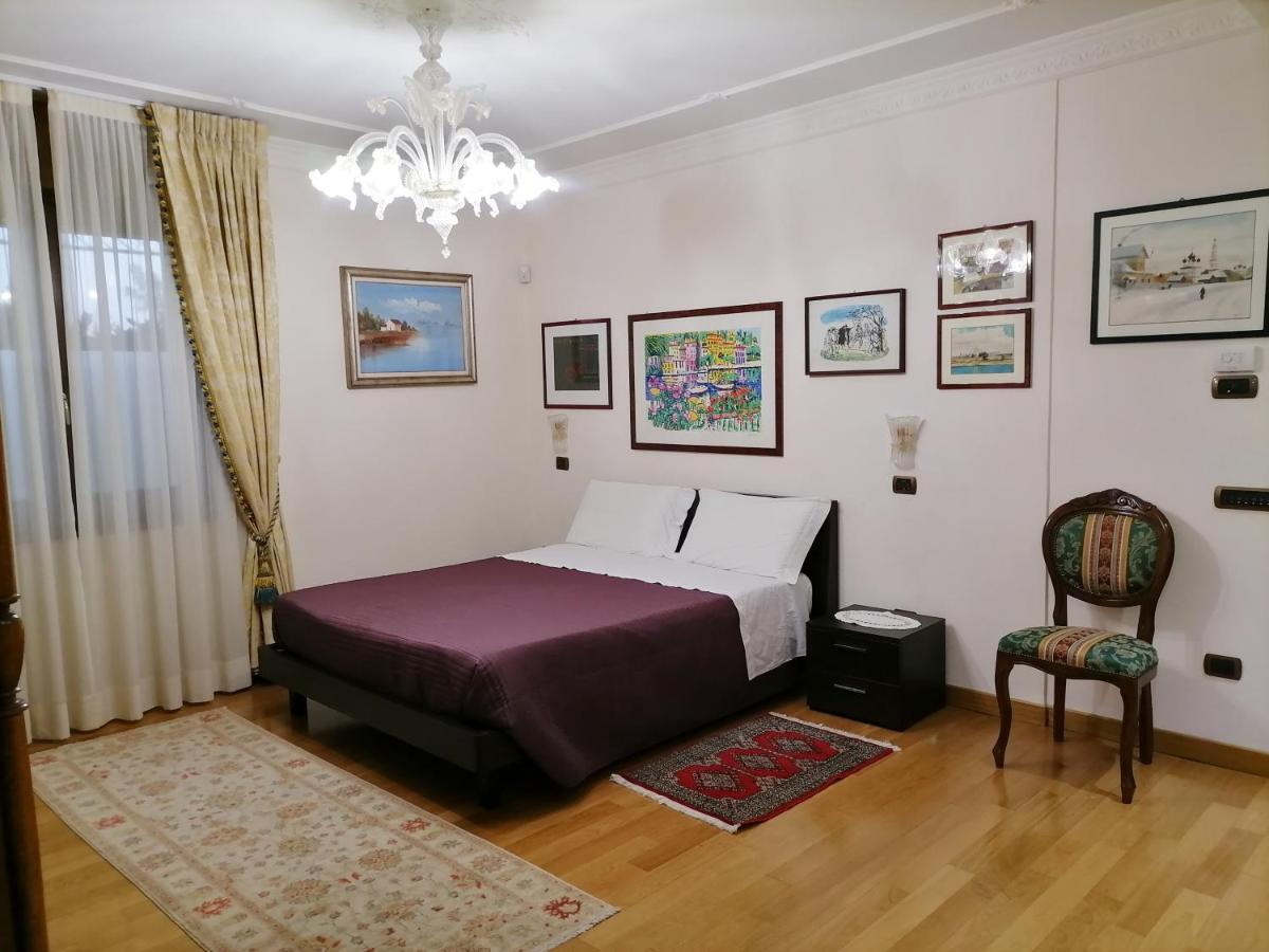 Private Luxury Villa With Pool Moniga del Garda Eksteriør bilde
